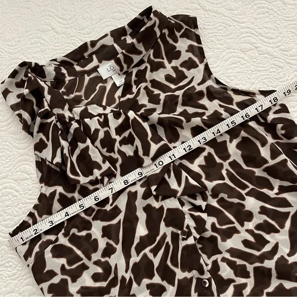 Ann Taylor Loft Top Sleeveless Giraffe Print Size Petite MP - Picture 8 of 12
